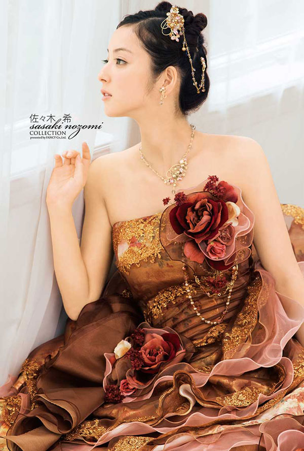 nozomi-sasaki-wedding-dress-11