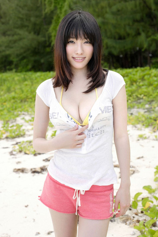 Anna_Konno_170313_037