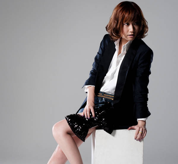 600full-ai-otsuka (11)