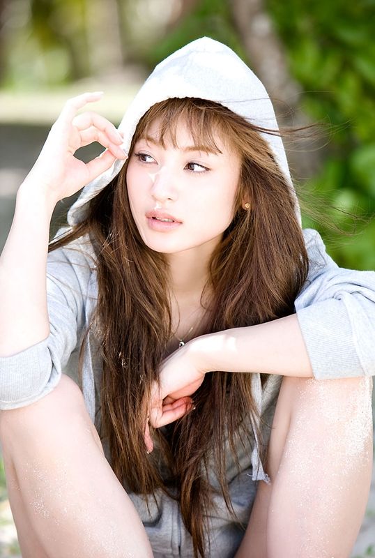 4a6bf935_1b5fb26c_bomvn.net_0008_maki_nishiyama