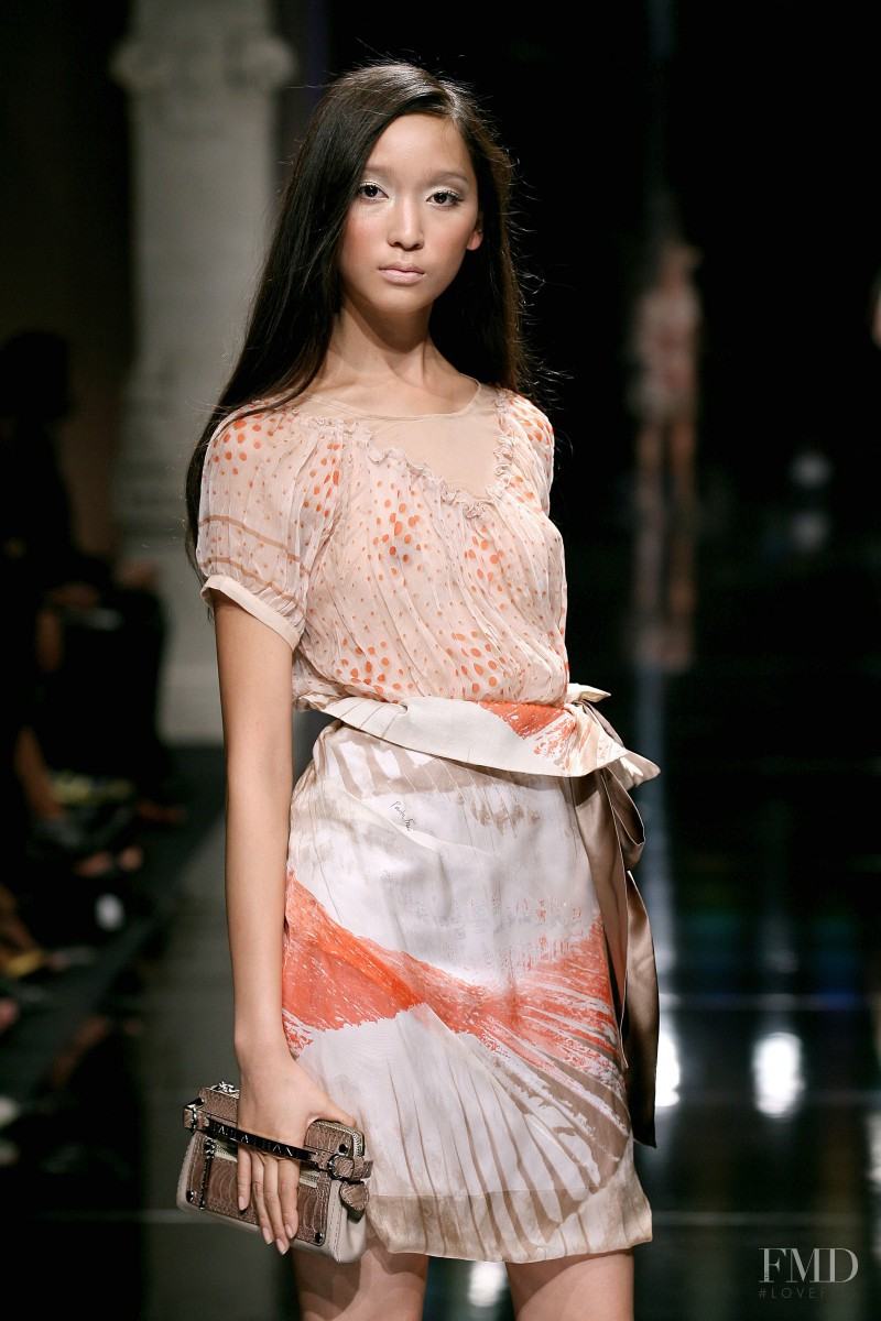 000000098151-anne_watanabe-fit