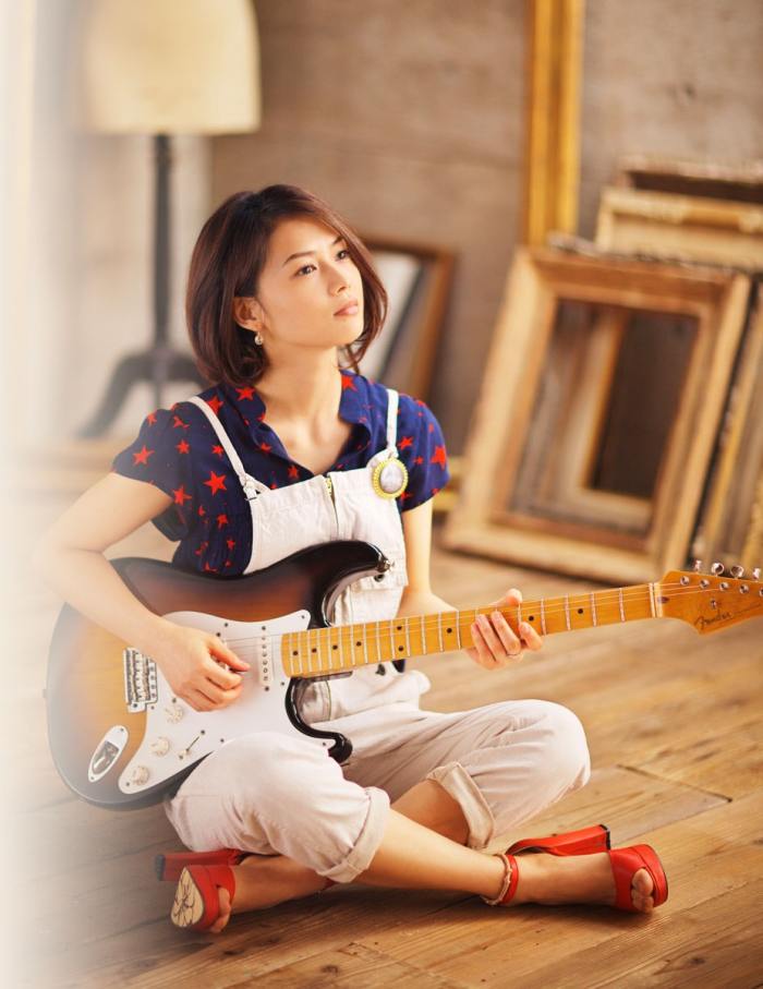HELLO-Paradise-Kiss-yui-31663331-926-1200