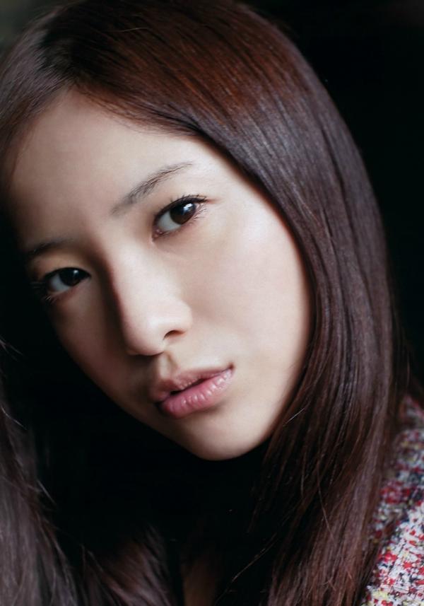 740full-yuriko-yoshitaka (1)