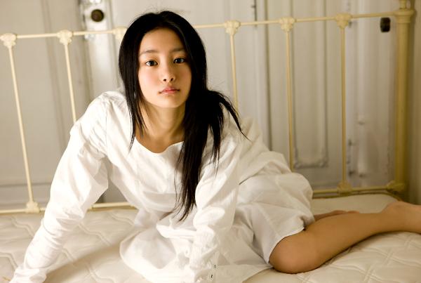 shiori-kutsuna-681269l