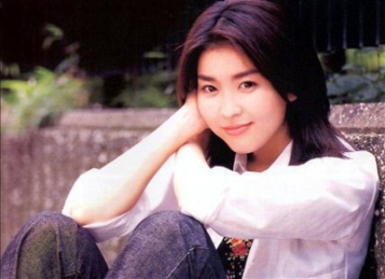 takako-matsu-566304l-poza
